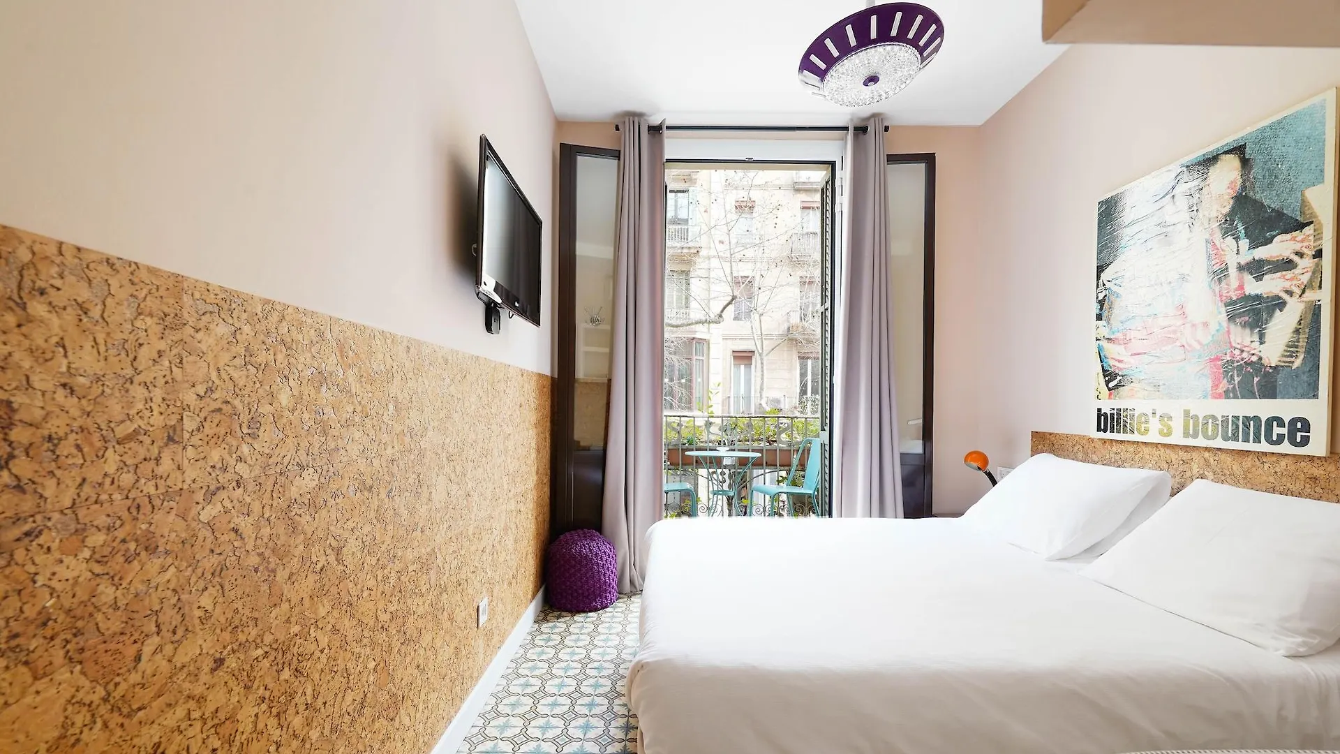 Numa Barcelona Roca Aparthotel