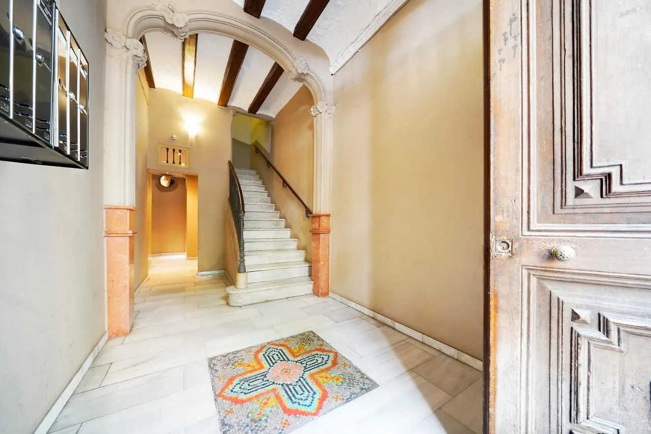 Numa Barcelona Roca Aparthotel
