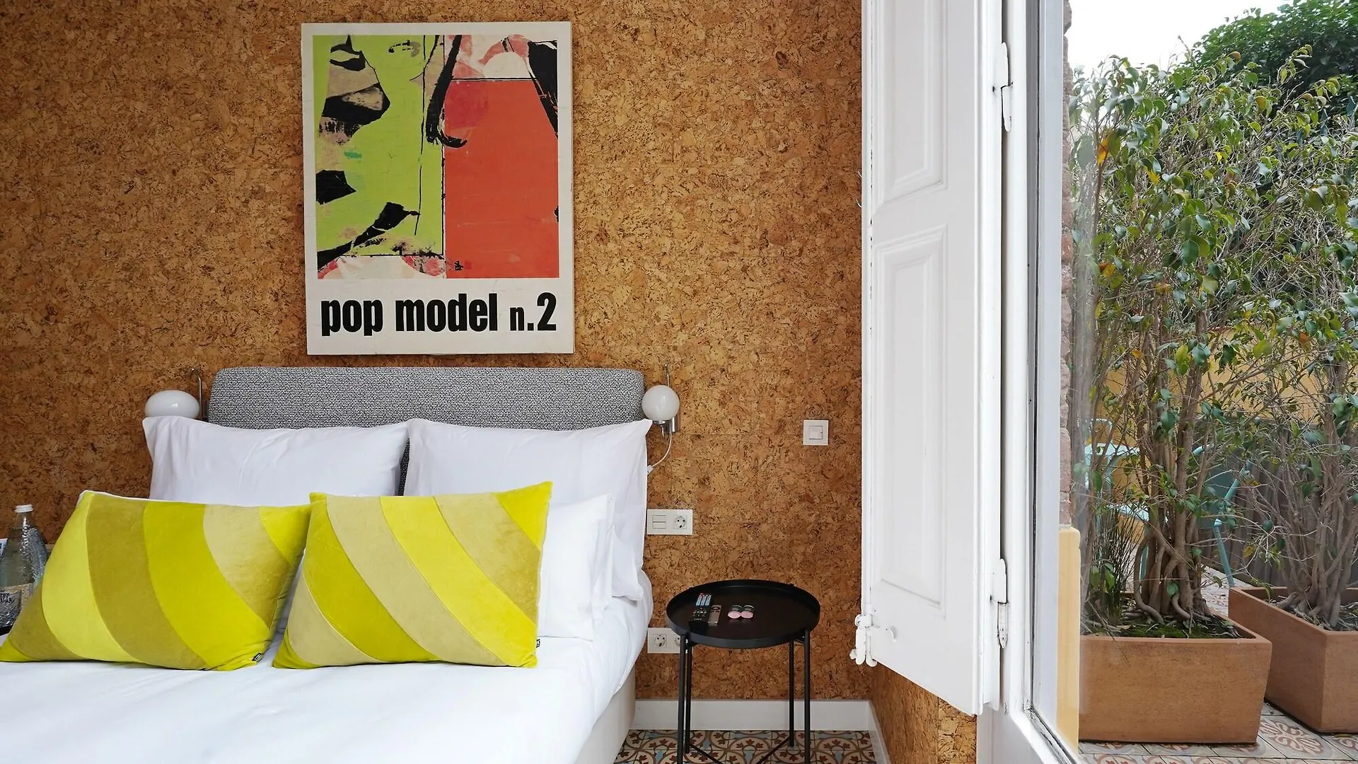 Numa Barcelona Roca Aparthotel 4*,
