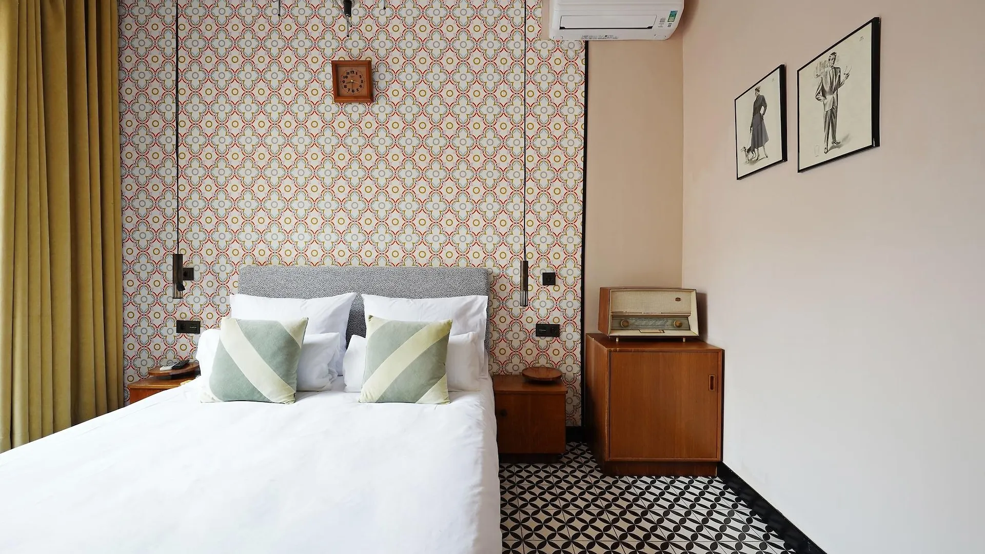 Numa Barcelona Roca Aparthotel