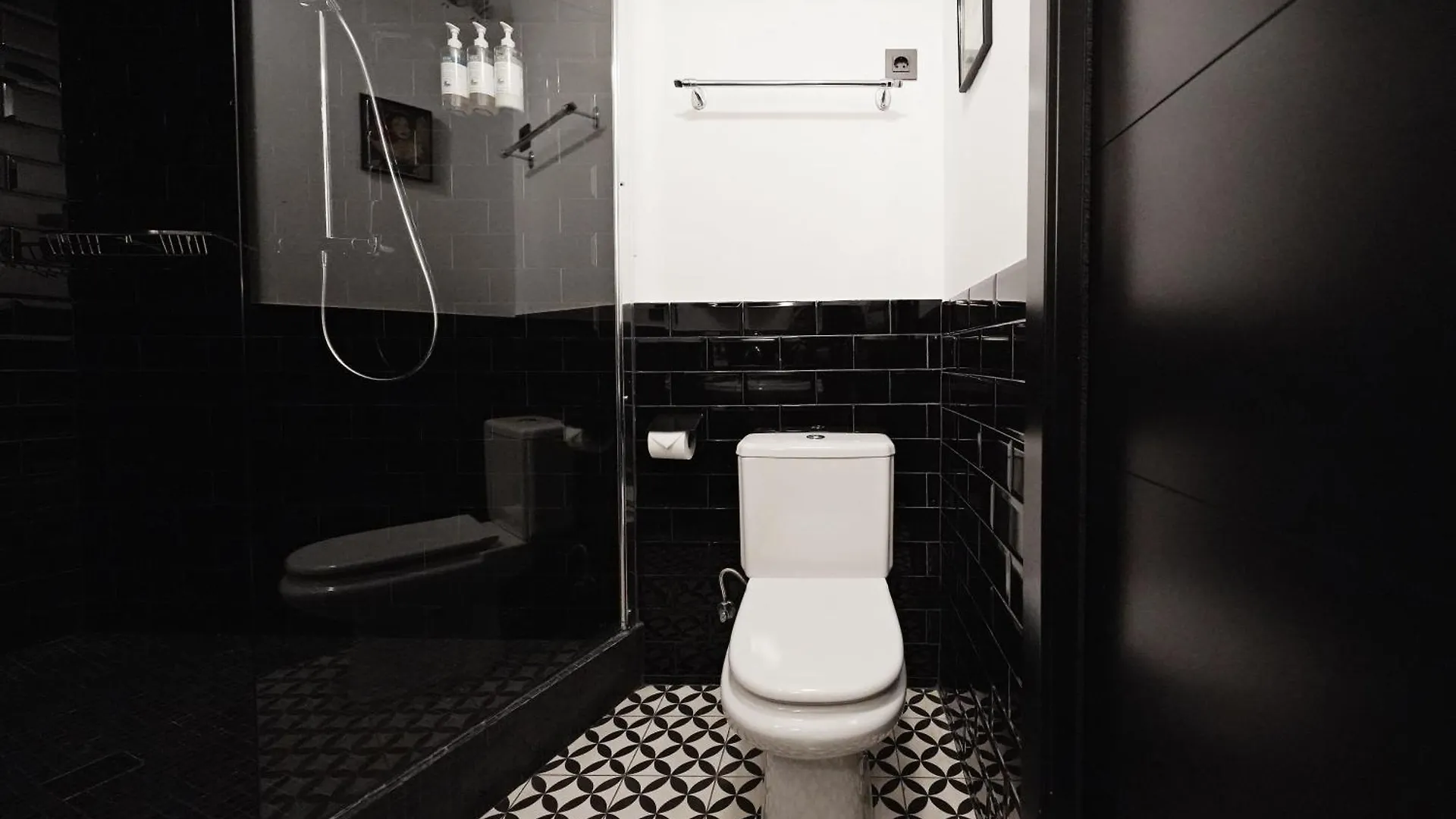 Numa Barcelona Roca Aparthotel