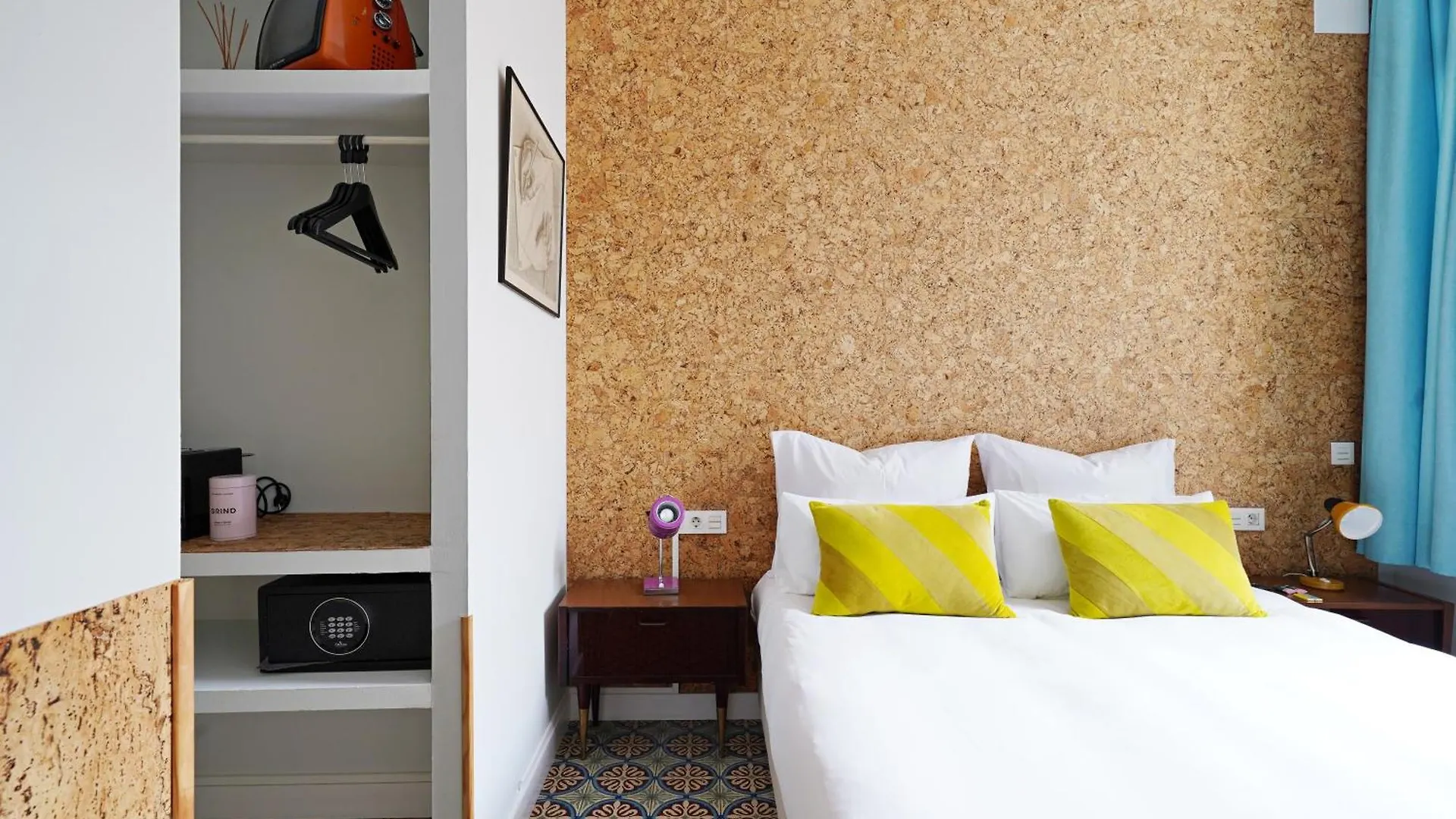 Numa Barcelona Roca Aparthotel
