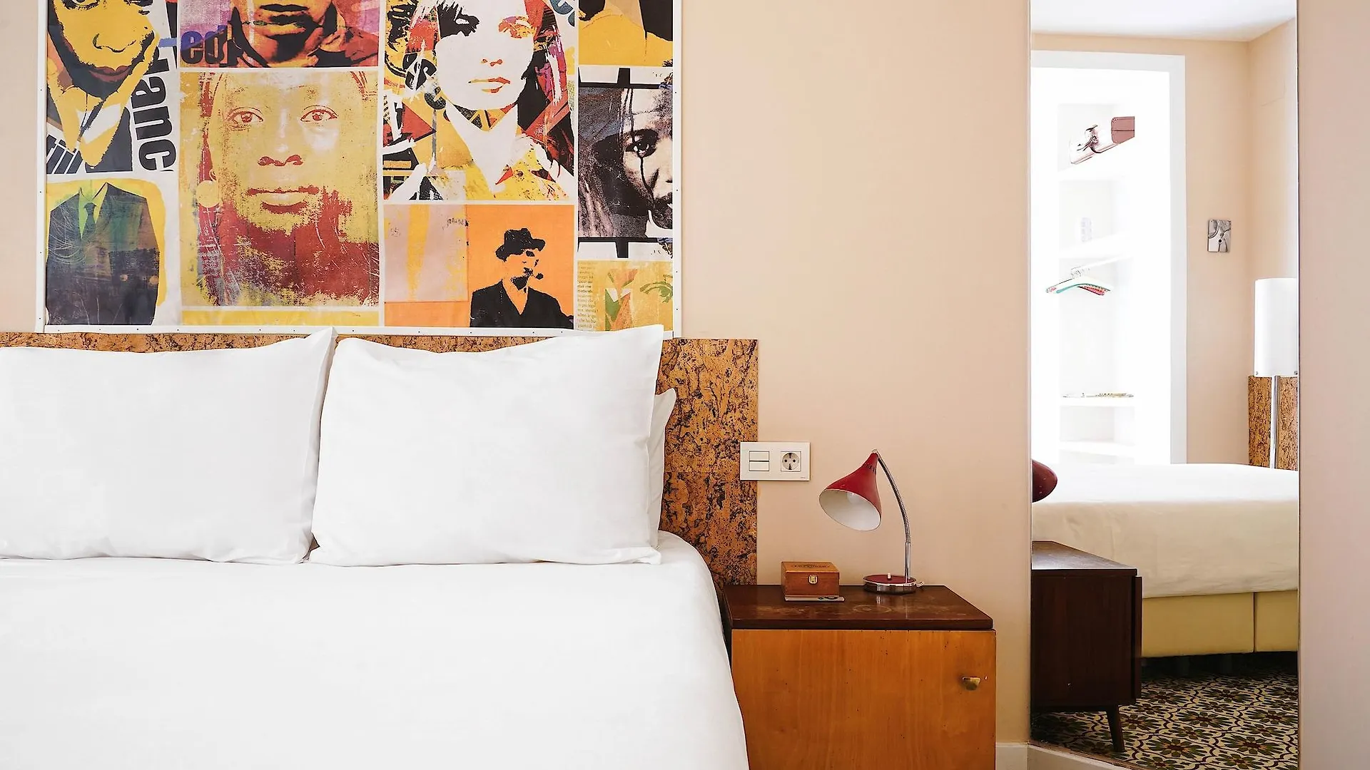 Numa Barcelona Roca Aparthotel 4*,  Spanien