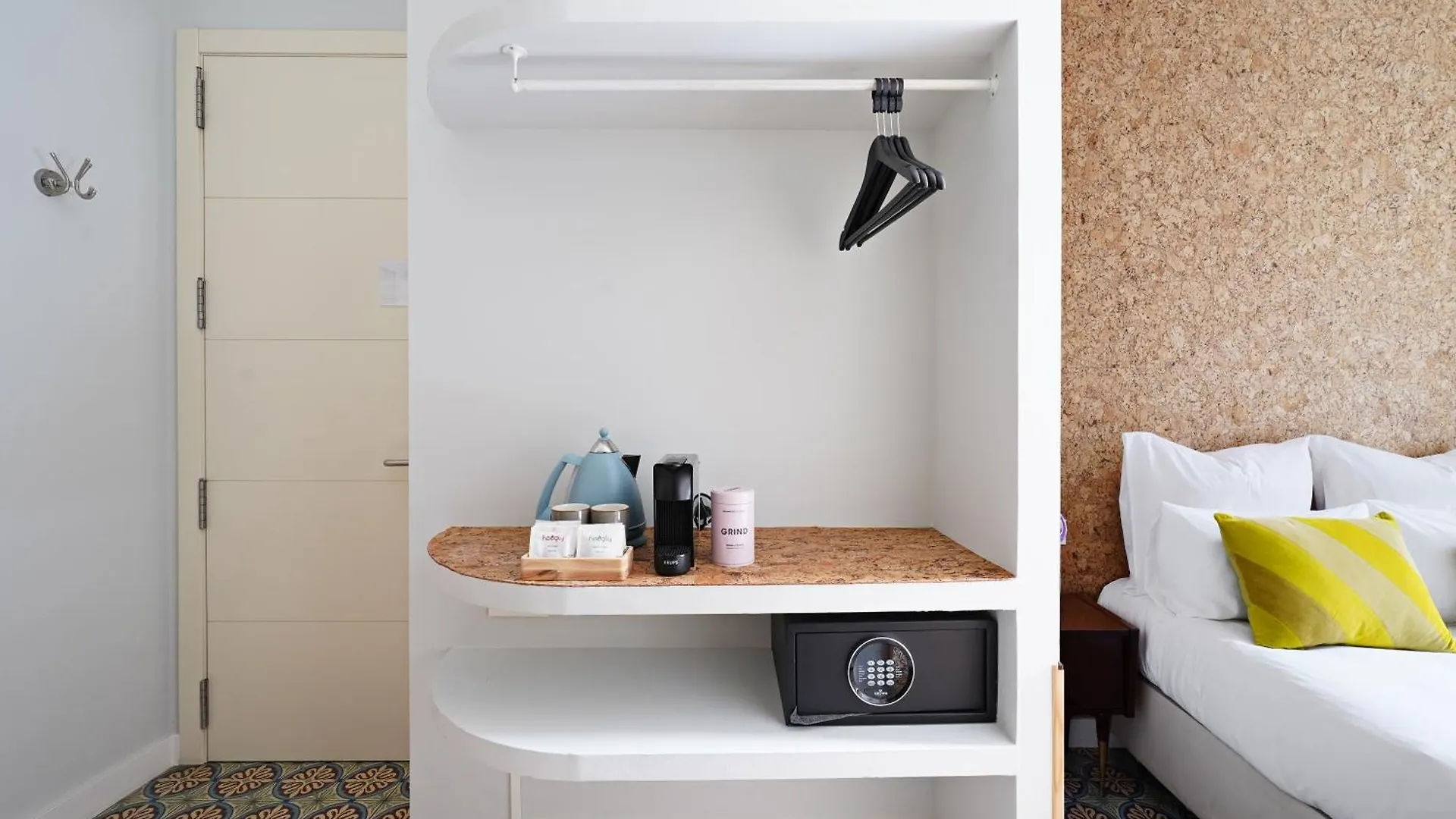 Numa Barcelona Roca Aparthotel Spanien